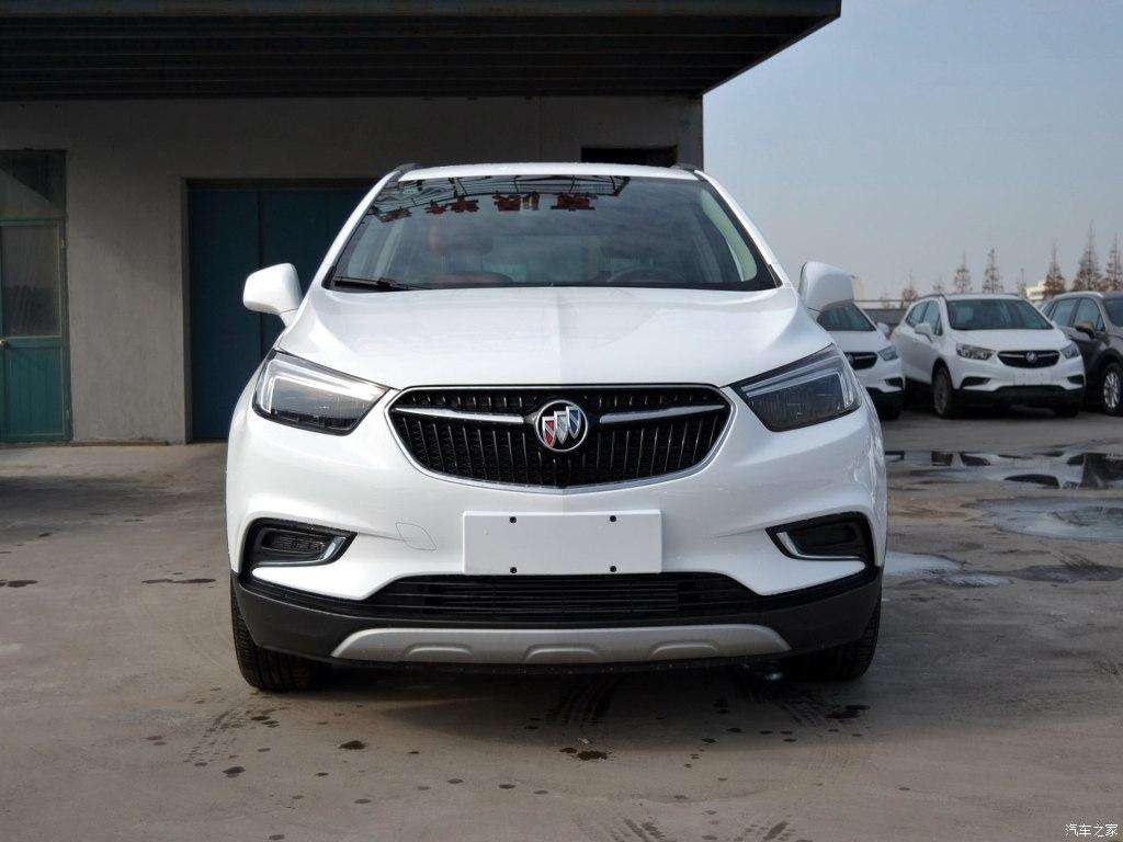 前挡风玻璃起雾怎么处理呢？