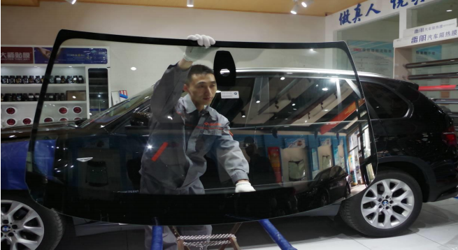 汽车玻璃划痕修复的优势