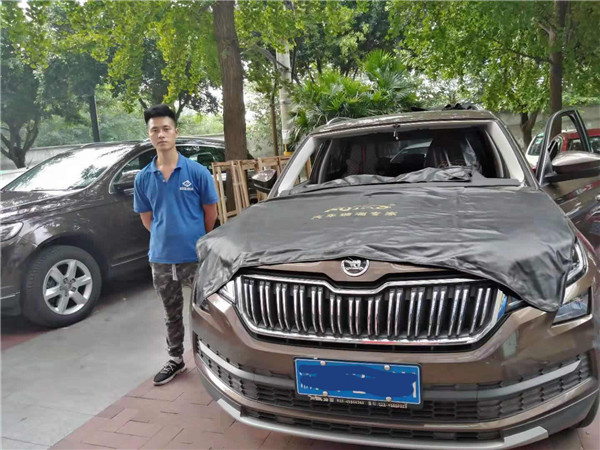 科迪亚克挡风玻璃更换