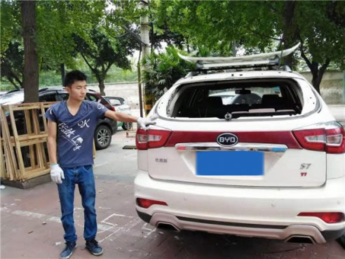<b>比亚迪S7更换后挡风玻璃</b>