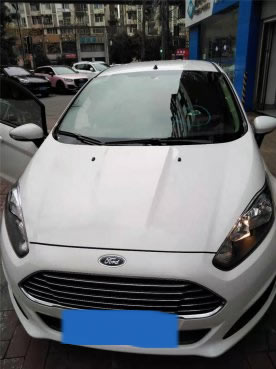 <b>嘉年华前挡玻璃贴膜与前挡风玻璃更换-成都福耀玻璃双楠店</b>