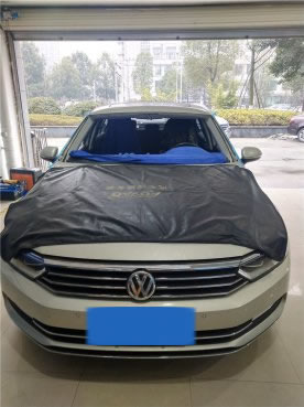 <b>大众新迈腾前档风玻璃更换</b>