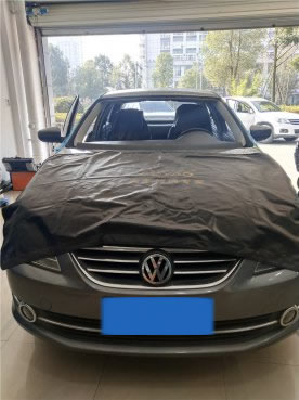 <b>成都大众宝来前档风玻璃更换</b>