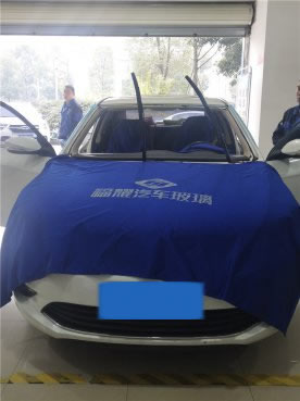 <b>逸动前档风玻璃更换-逸动前档风玻璃贴膜</b>