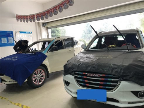 <b>长城哈弗H2成都更换前挡风玻璃</b>