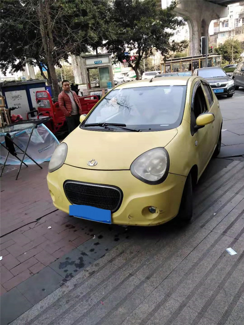 熊猫更换前挡风玻璃后效果