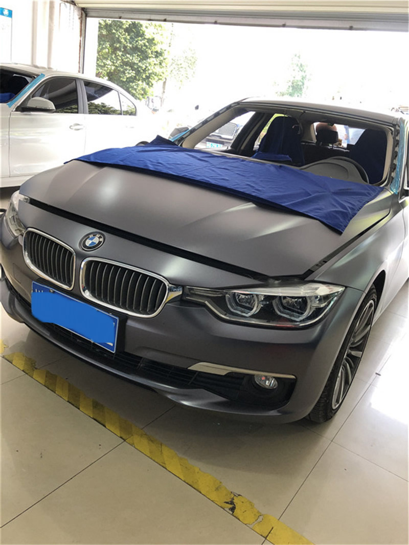 宝马新3系前挡风玻璃更换