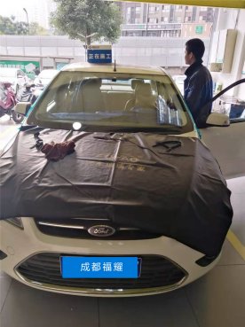 <b>成都福特前挡风玻璃更换</b>
