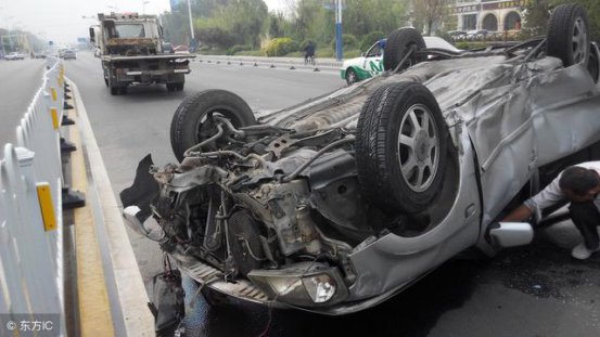 <b>做好这八点，能减少90%的车祸！</b>