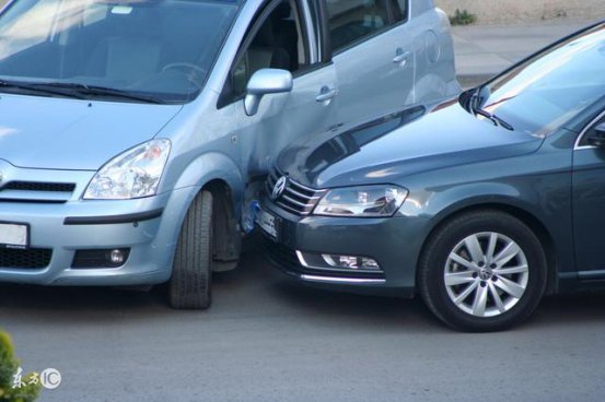 <b>车险中的不计免赔险，哪些能赔，哪些不能赔，你知道吗？</b>