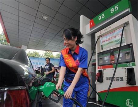 原来这就是去中石化加油和去中石油加油的区别，差距不是一般的大