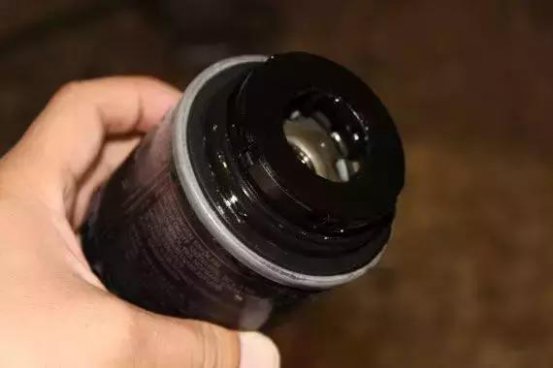 <b>车主们注意了：汽车滤清器多久更换一次</b>