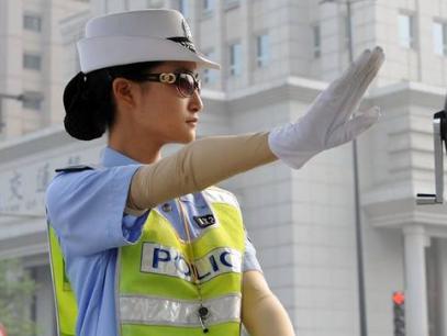 路上又新添一标线，车主们要小心了，否则罚100扣3分！