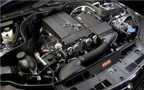 自己动手清洁发动机外观？这个操作方法才正确