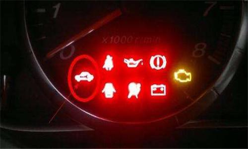 当车子发出这几种“信号”时，车主们要小心了