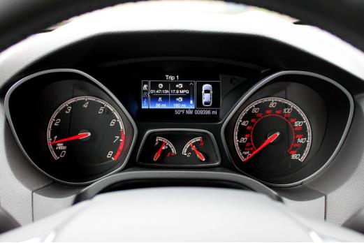 <b>新手新车	爱车首保注意事项</b>