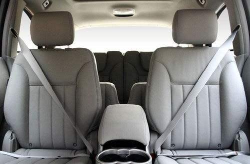 高铁速度是汽车的好几倍，为什么却没有配备安全带？