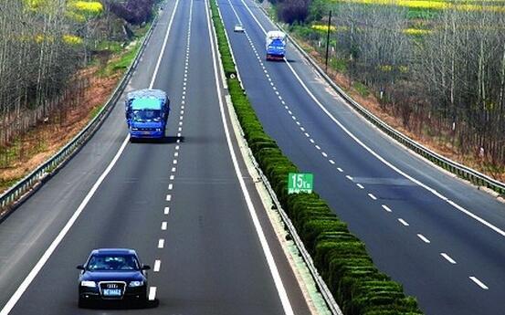 高速限速100kmh，车速达到108kmh算超速吗？