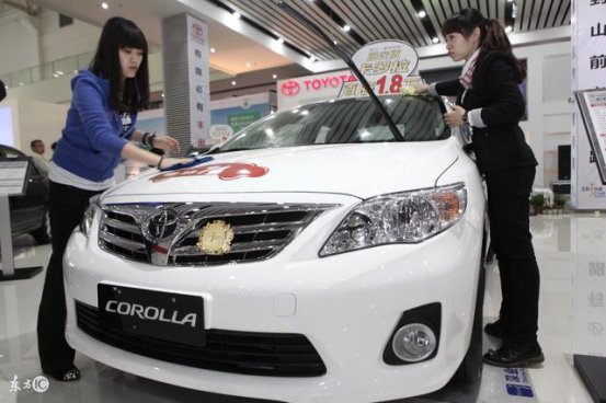 汽车轮胎充氮气真的比空气更靠谱吗？