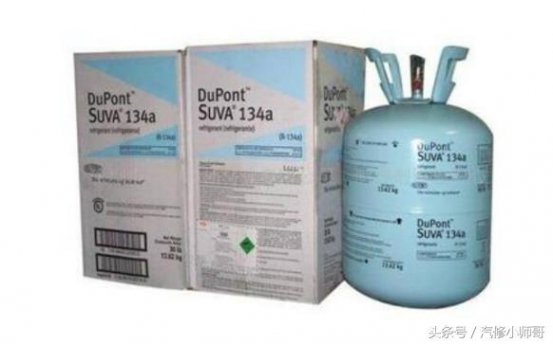 夏天汽车空调不制冷，自己动手加注汽车冷媒