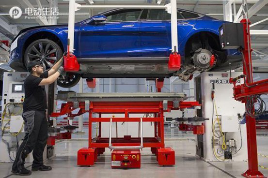 换电池比加油还快	这是取代油车的节奏！