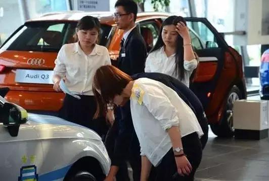 不懂就等着也被“坑”吧！汽车油漆原来还有这些门道