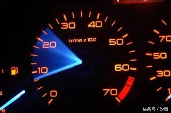 换挡越早越省油，这样对不对？