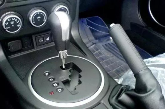 <b>手自一体当普通的自动挡开？别在暴殄天物！</b>