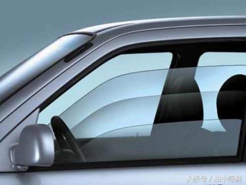 行车通风，这么开窗风噪大，这么开窗影响车的稳定性