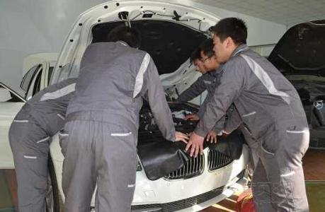 <b>4S店维修师傅：怕车主知道这些修车内幕</b>