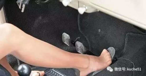 三个踩离合的不良习惯，变速箱就要提前半年维修了！